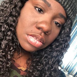 Meet your Posher, Amelia